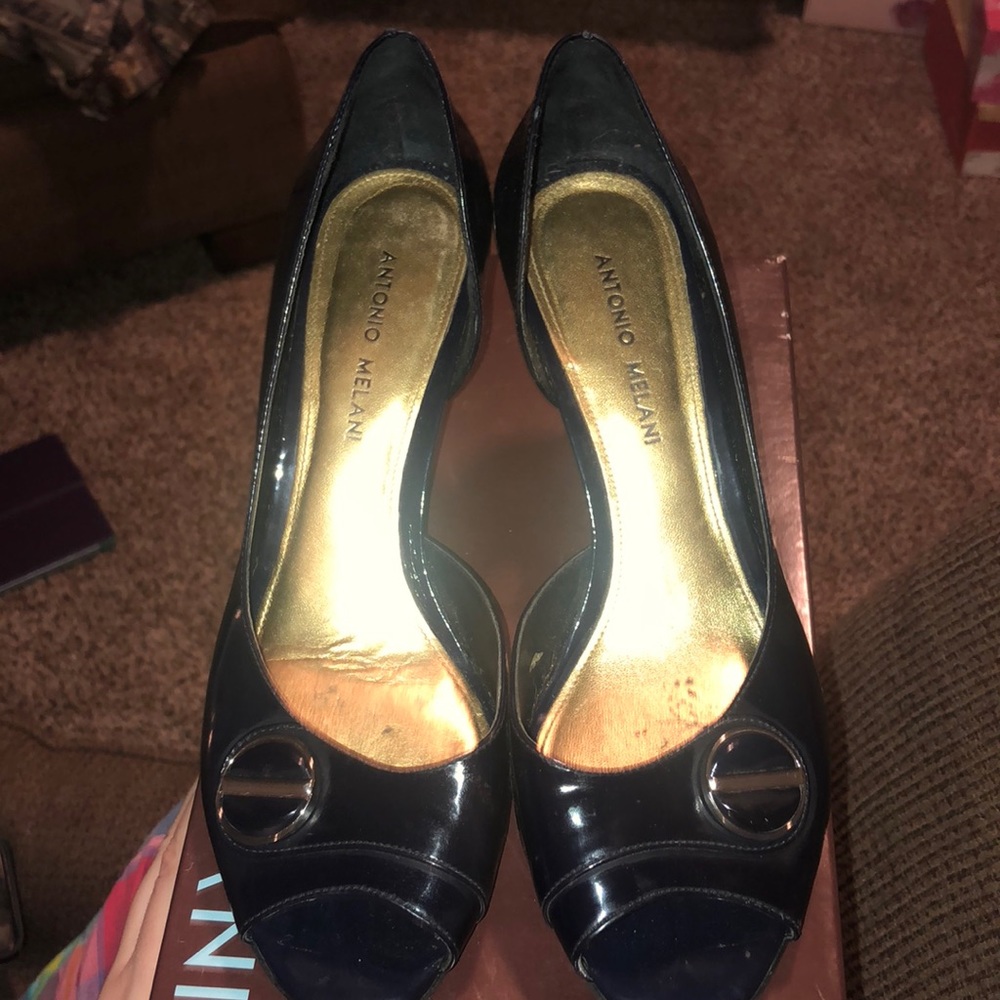 Antonio Melani Navy heels size 8.5